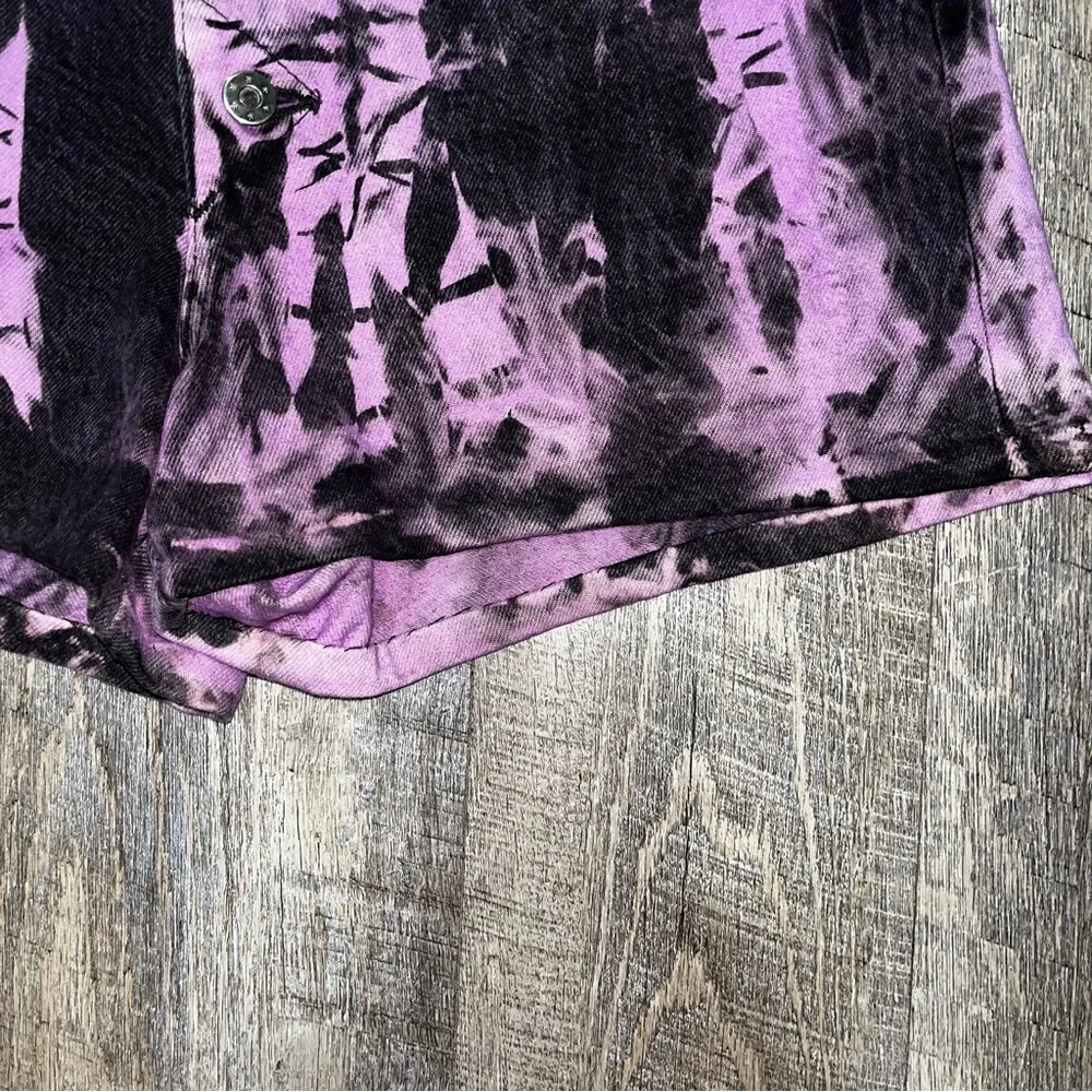 Vintage Lee Denim 1980s Denim Mom Jean Shorts‎ Purple Cutoff DIY